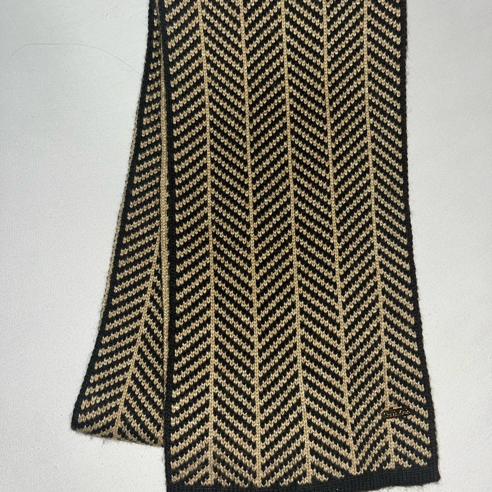 Calvin Klein Black and Tan Chevron Scarf